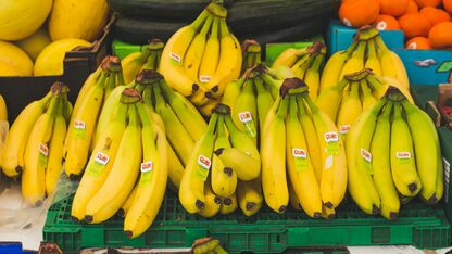 Feit of fabel: stickers op fruit kun je eten