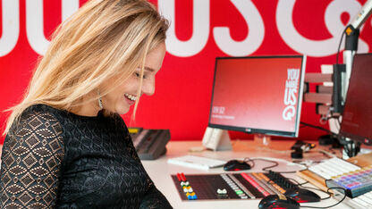 Babes in Business: Fien is nieuwslezeres bij Qmusic