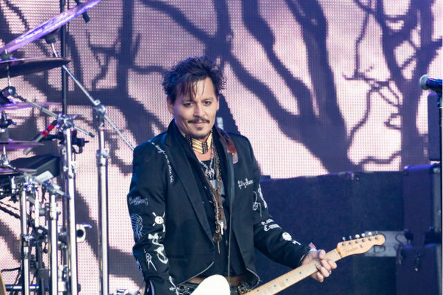 johnny depp lowlands