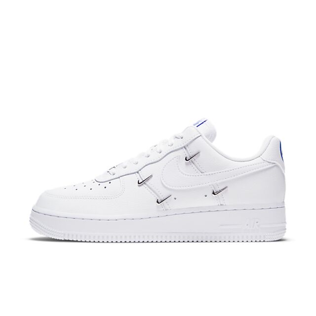 witte sneakers