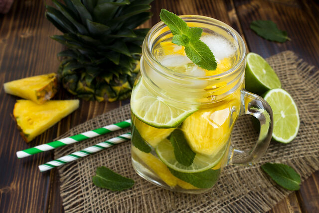 ananaslimonade recept