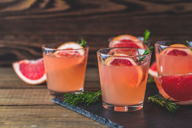 rose spritzer mocktail recept