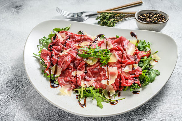 pastasalade met carpaccio