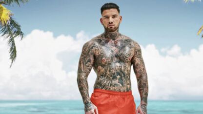 FOTO's: Danny uit Ex On The Beach ondergaat heftige operatie 