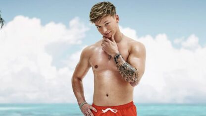 FOTO's: Dusty van Ex On The Beach laat gloednieuwe tanden zetten 