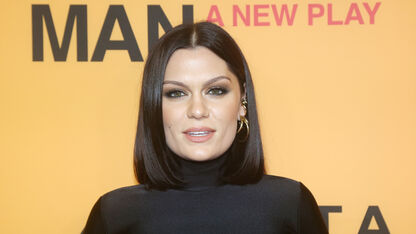 Zangeres Jessie J zwanger na vruchtbaarheidsproblemen: "blij en doodsbang"