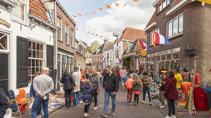 Dit zijn de leukste vrijmarkten voor Koningsdag 2023