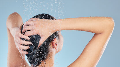 5x redenen waarom het goed is om de dag te beginnen met een koude douche